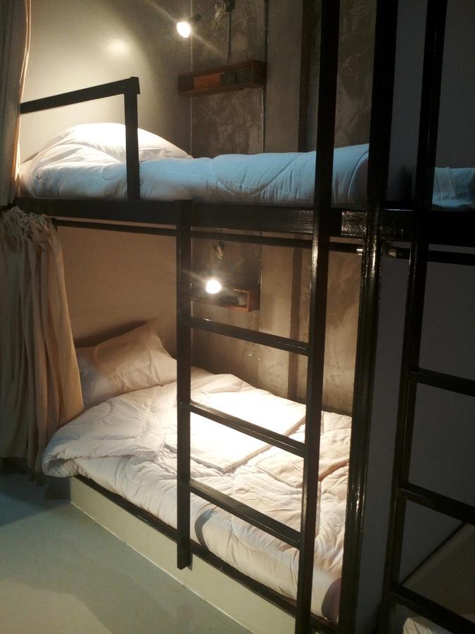 Yellow Flower Hostel 치앙라이 외부 사진